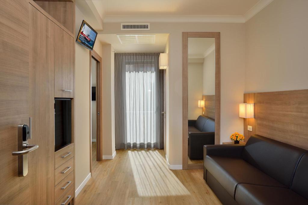 Junior Suite Lateral Sea View,60994897:JPEG